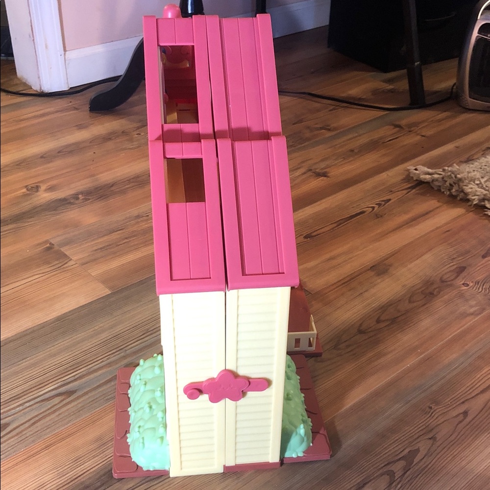 SALE ❤️ Bluey Family Home Playset Portable Dollhouse Dream House - Picture 6 of 11